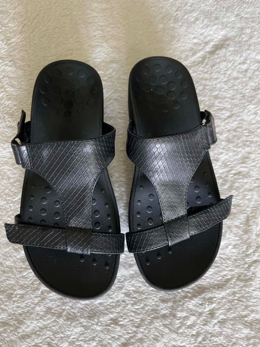 Vionic Pacific Ellie Women's Sandals Black Snakeskin size 7